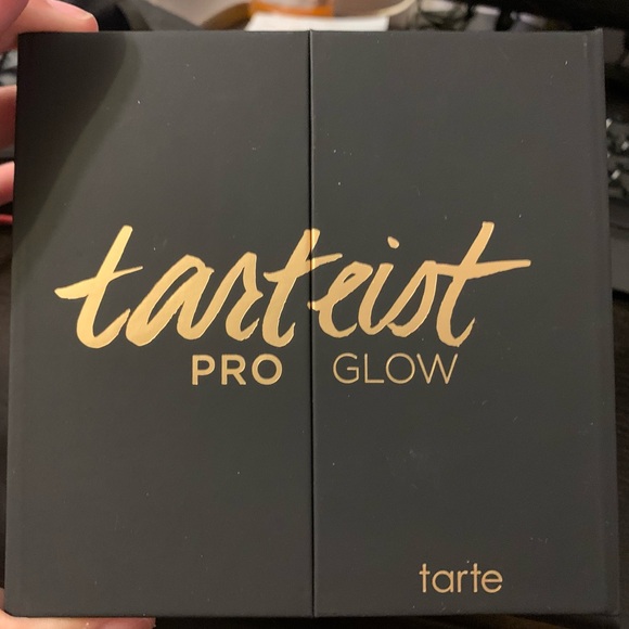 Tarte Pro Glow palette - Picture 3 of 4